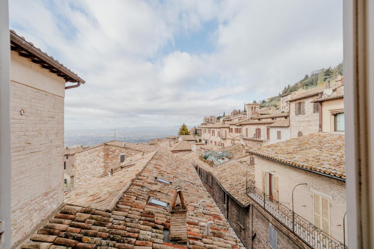 Apartment Sotto Gli Affreschi Del 1800 Con Colazione Inclusa