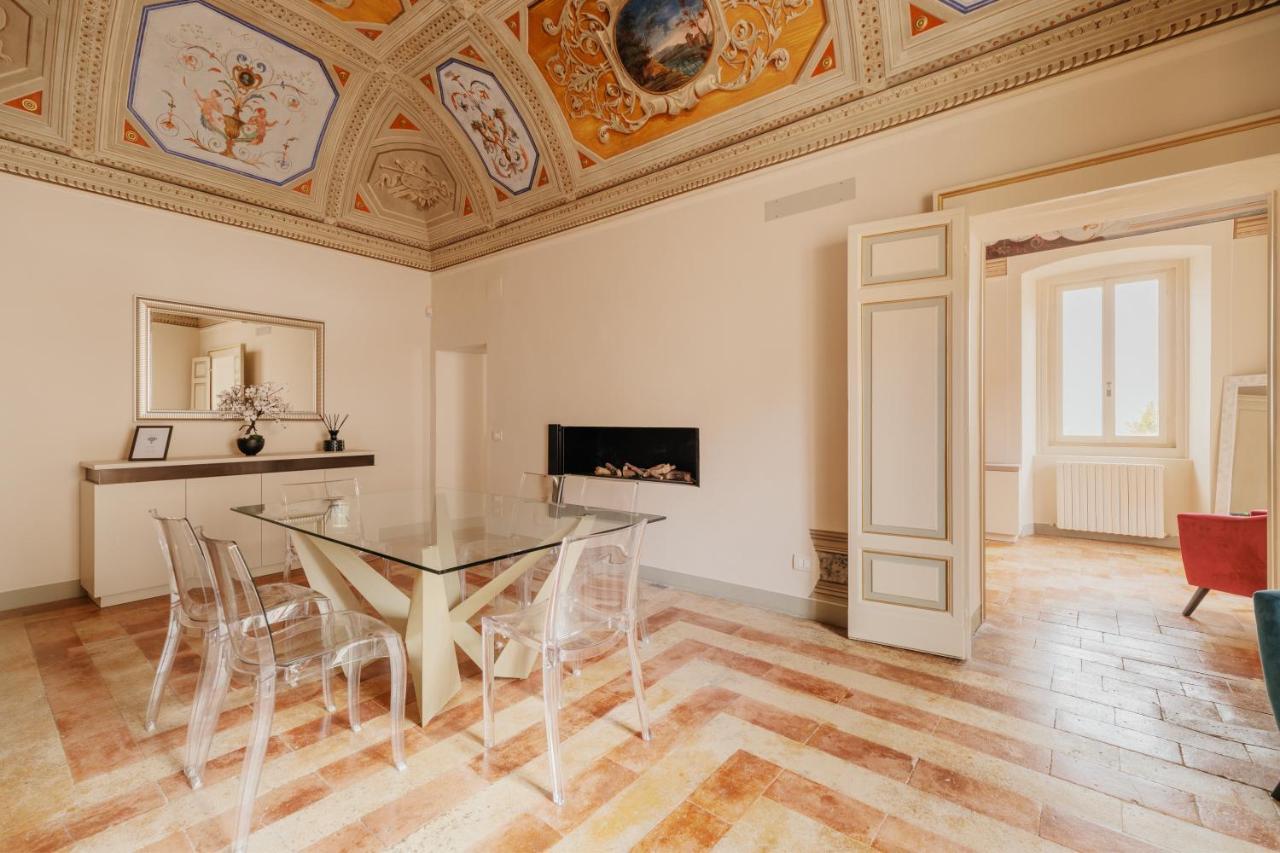 Sotto Gli Affreschi Del 1800 Con Colazione Inclusa Apartment Assisi